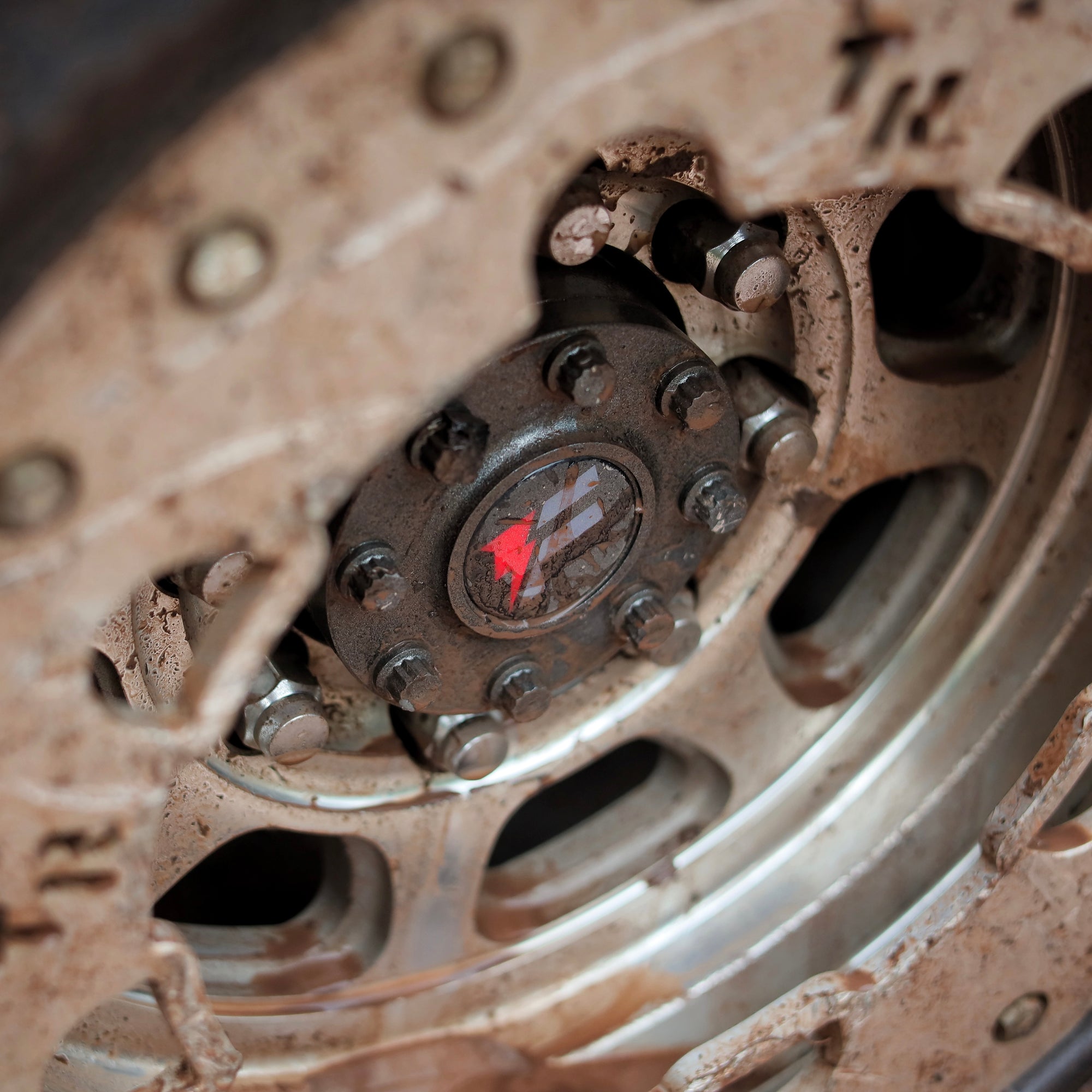 Fusion Logo Axle Shaft Dome Sticker